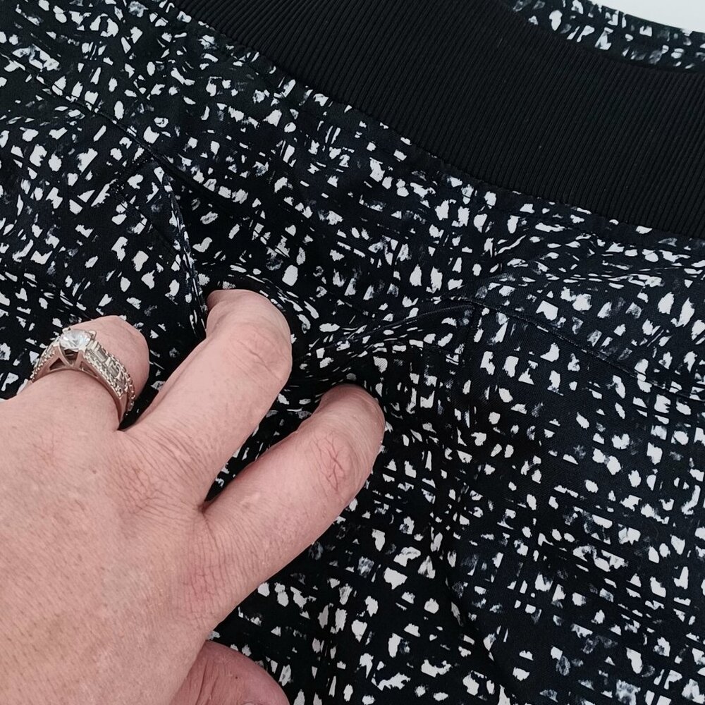 Cypress Club Skort Womens Sz XXL Black White Geo Pull On Tennis Golf Athletic - Picture 7 of 11